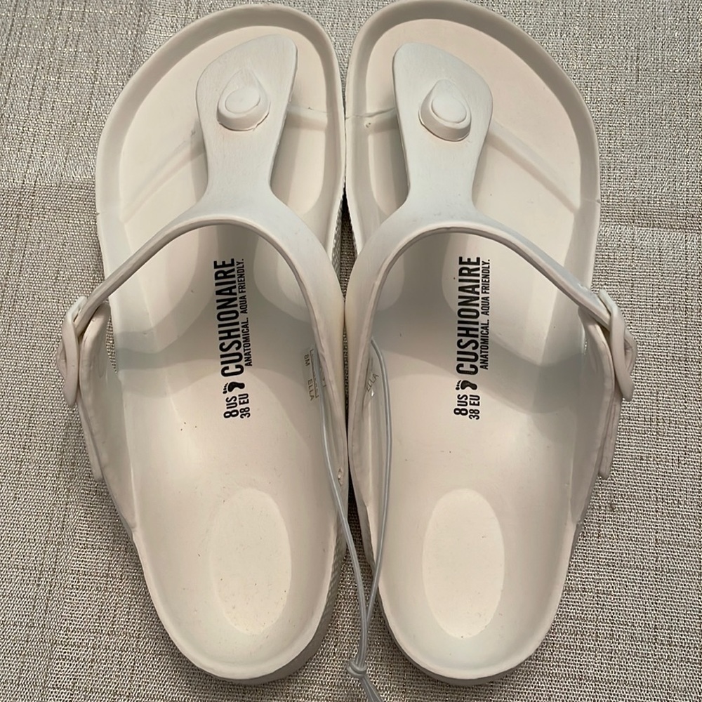 New with Tags, women’s 8, white flip flop sandals